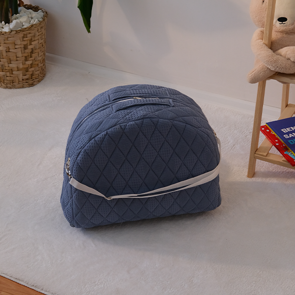 "الحضن المتنقل "المهد المحمول